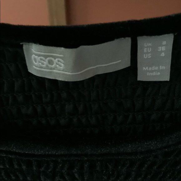 ASOS velvet shirred top with lettuce hem - Picture 3 of 7